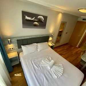 Hotel Kaya Est 1985, Istambul