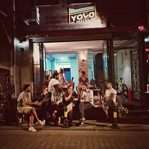 Yolo 旅馆